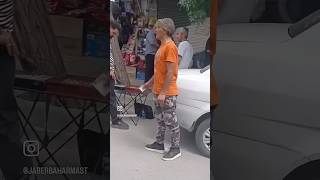 Sokak Dengbeji İrane