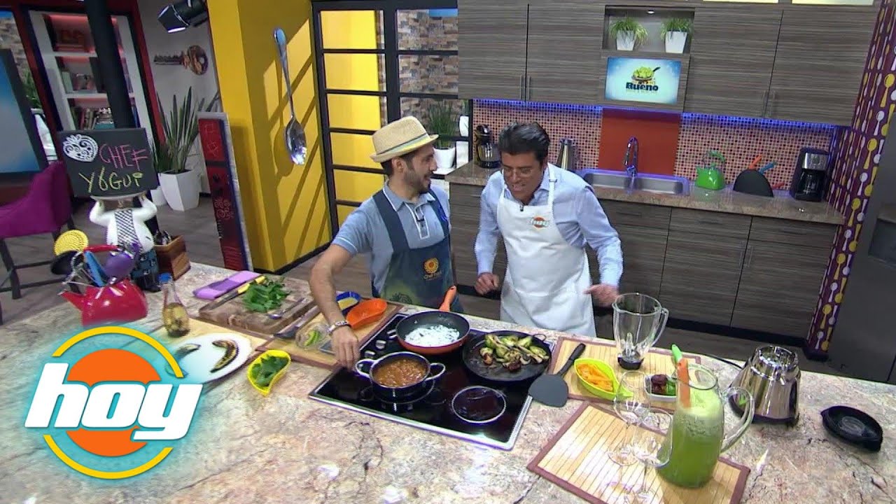 Receta de chaya con huevo revuelto, salsa de habanero, frijoles y aguacate