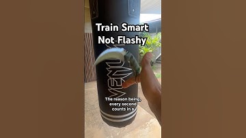 Two Essential Karambit Spins! #silat #karambit #martialarts