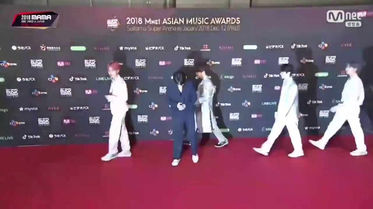 Bts in mama red carpet 2018 - YouTube