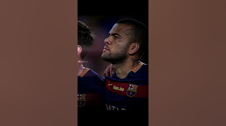 Minute of silence ruined by fans insulting Ronaldo..💔 #ronaldo #barcelona #realmadrid #clasico #2016