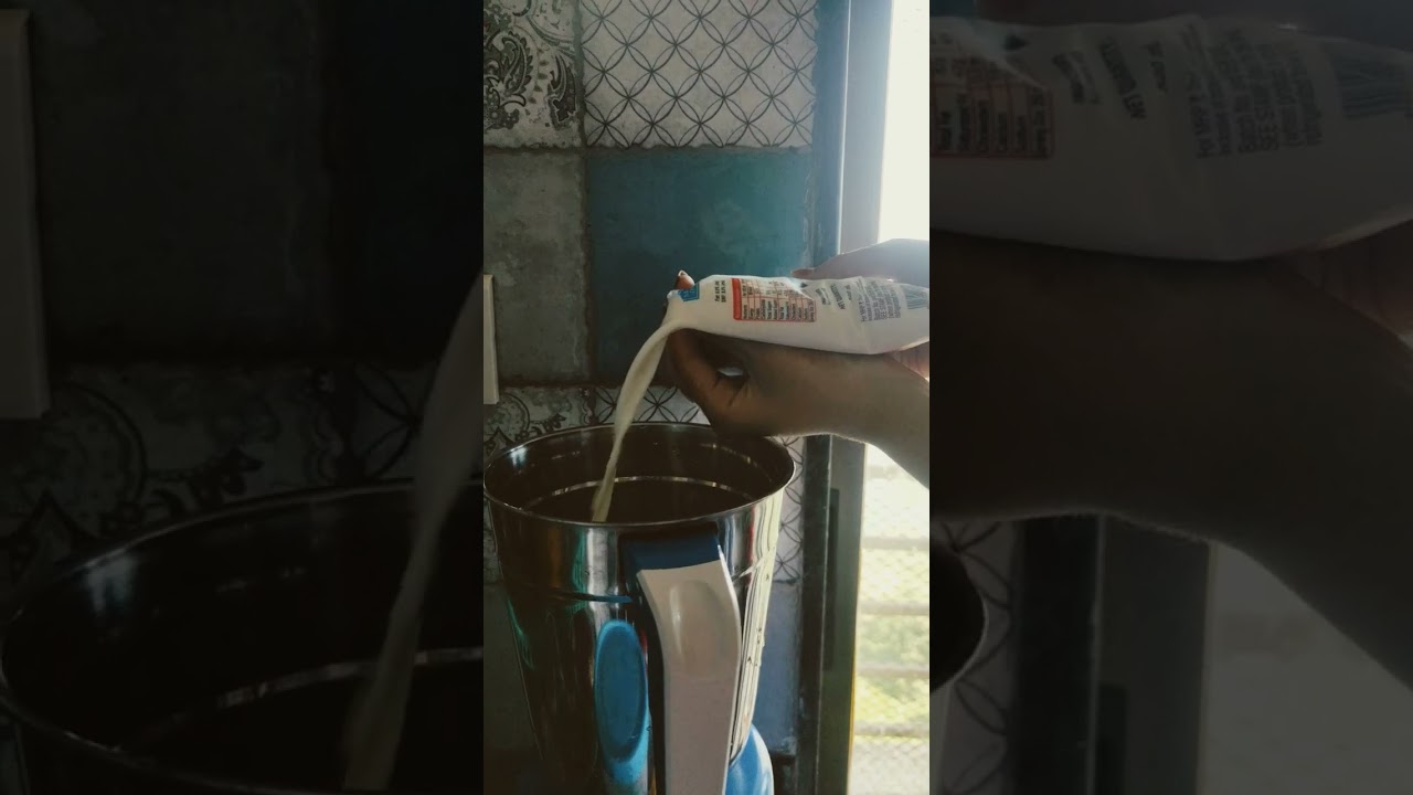 Strawberry crush milkshake recipe 🍓 