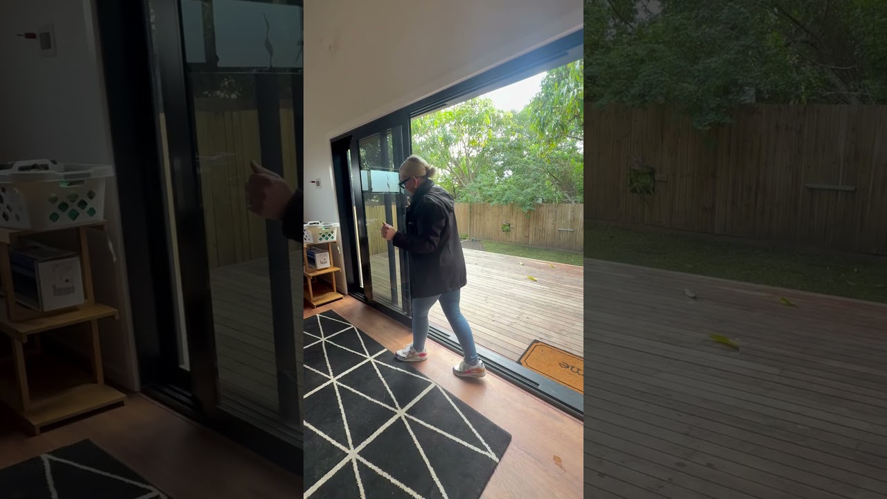 4 Panel Stacking sliding door.