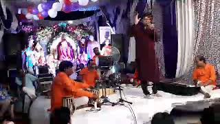 Singing by saxena bandhu ji -