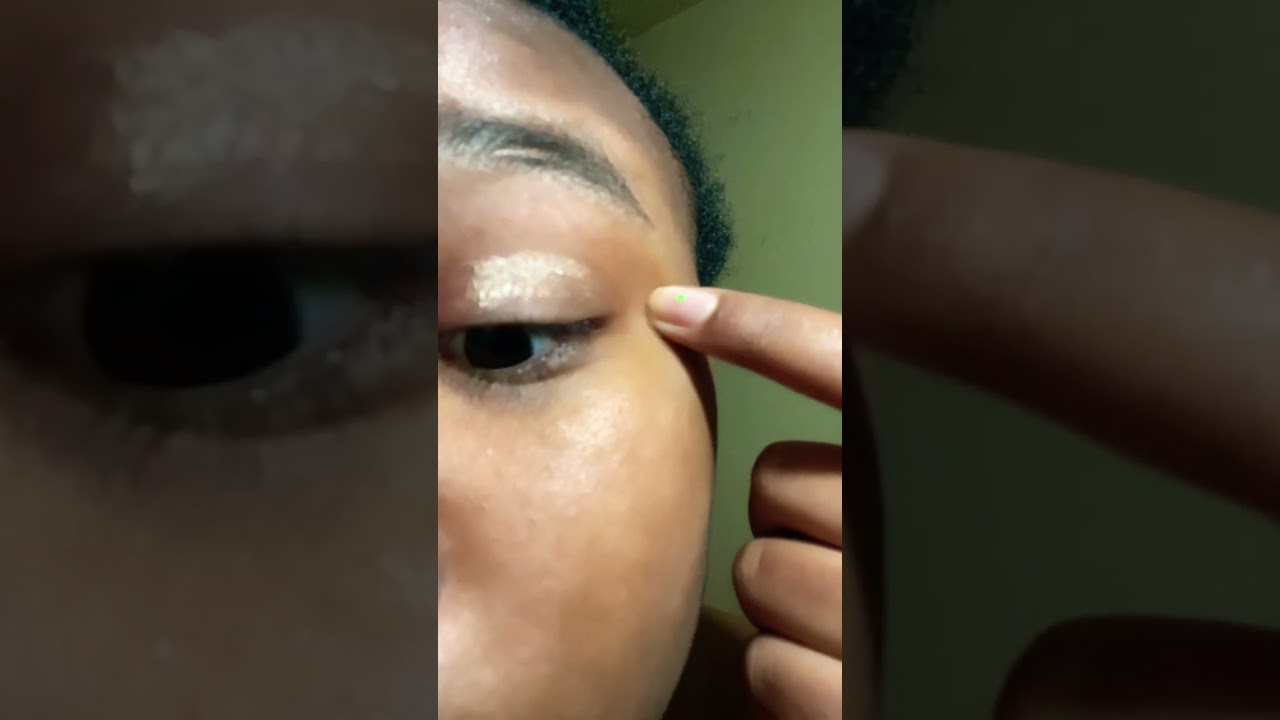 Easy Eyeshadow with BT21 Banana Taffy Shimmery Eyeshadow Trio  