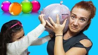 MEGA DEV STRES TOPU YAPTIK PATLATTIK | Orbeez | Su Maymunu | UmiKids