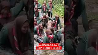 Bukan Mandi Lumpur Tapi Mandi Karena Berlumpur Penjelajahan Pramuka Putri Nurul Hakim