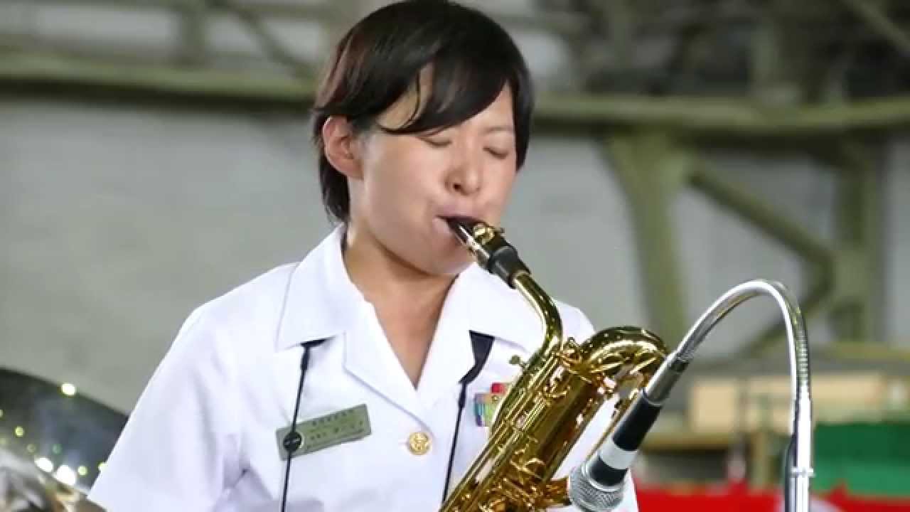 吹奏楽 アヴェ マリア バリトンサックスのソロ演奏 海上自衛隊横須賀音楽隊 Youtube