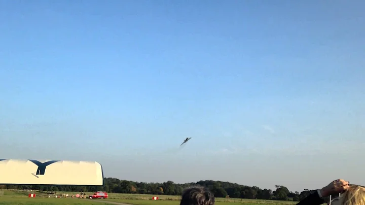 Vulcan bomber final airshow Shuttleworth 2015
