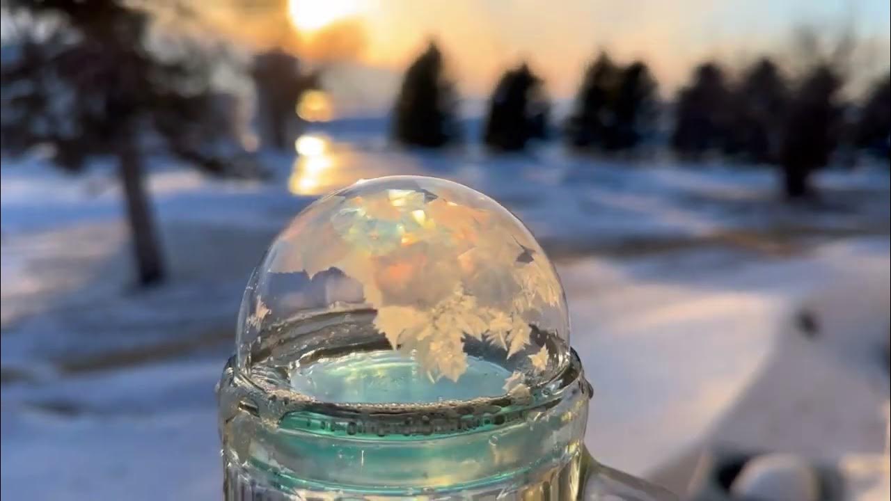 Soap Bubbles Freeze in Ice Cold Minnesota Weather YouTube