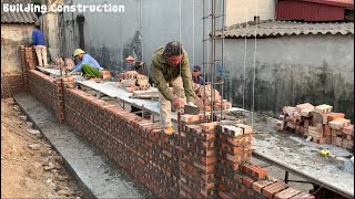 Decorative Construction Techniques Complete Solid Fences With Iron Beams And Bricks