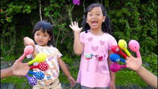 Keysha Playing Water In Balloons Singing Finger Family Song Nursery Rhymes Learn Color With Balloons