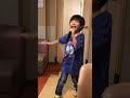 B'z『恋鴉』をカラオケで歌うチビ稲葉7歳