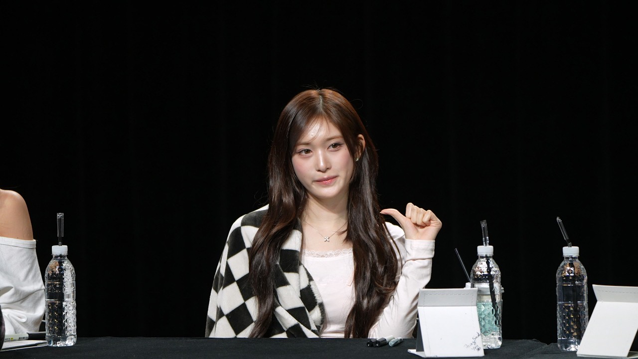 [4K] 260315 아이브 이서 (IVE LEESEO) - 팬사인회 직캠 (IVE LEESEO Fancam) | 애플뮤직 ...