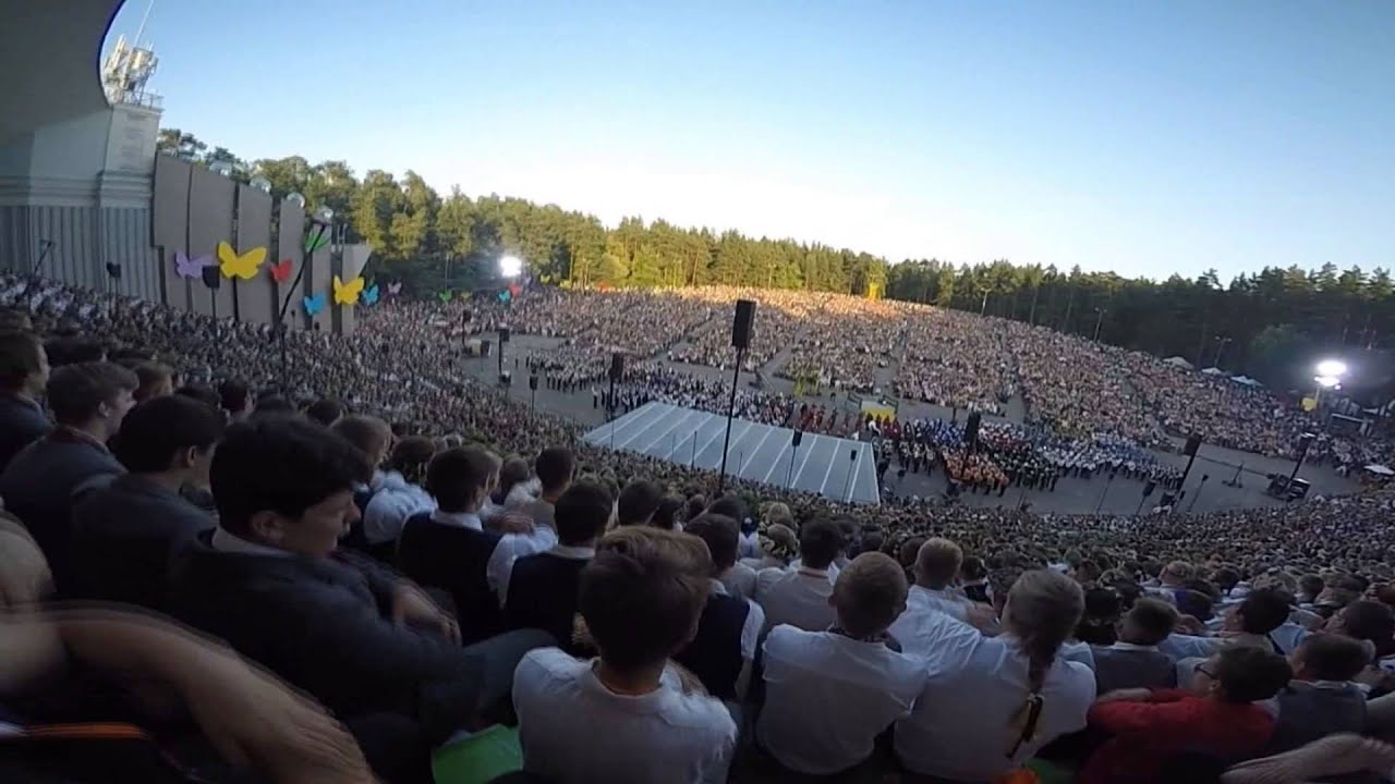 Skolu Jaunatnes Dziesmu un Deju svētki 2015 - Koru Lielkoncerts Mežparkā