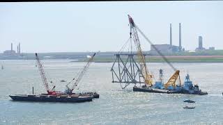 Largest Floating Crane on East Coast Aids Baltimore Bridge Collapse Cleanup by EquipmentWorld 9,158 views 11 days ago 1 minute, 56 seconds