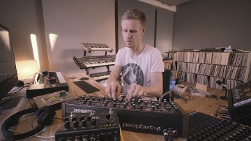 Joris Voorn | Schubert Variation on a Prophet 6.