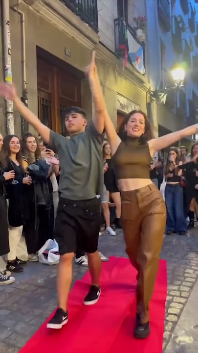 Pasarela por Bilbao #tzomaniy #dance #bilbao #bailando