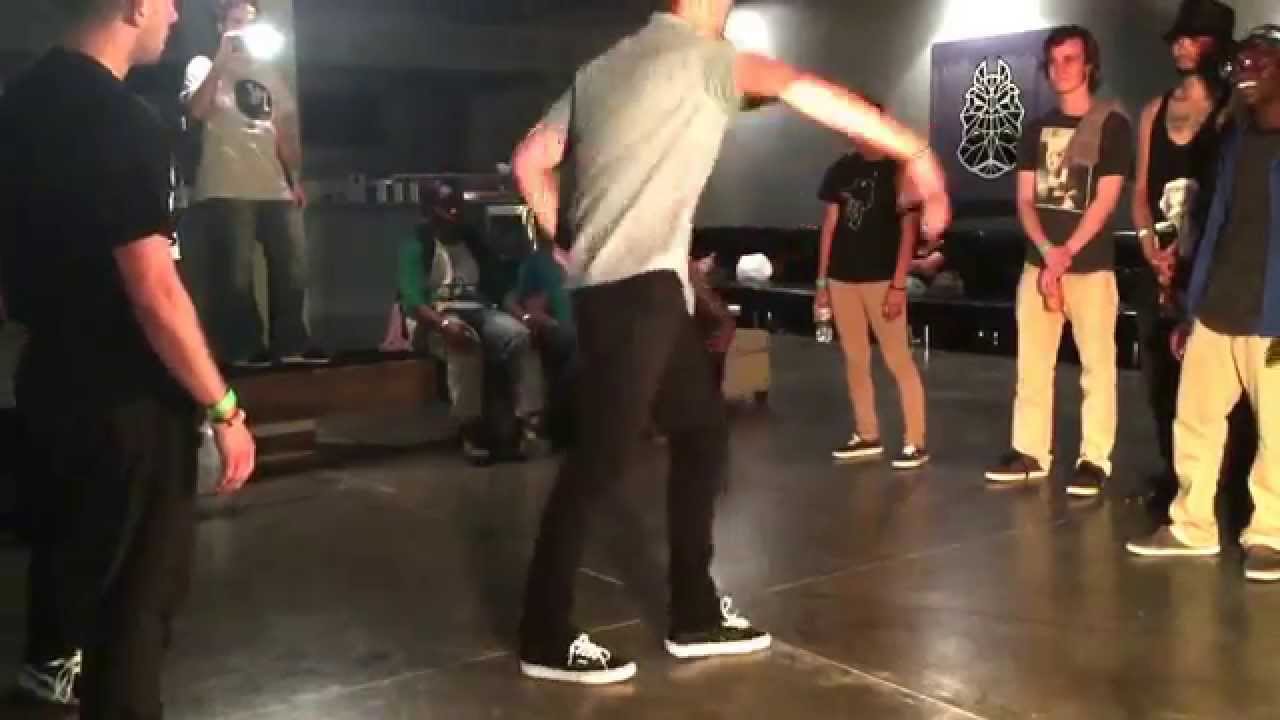 Soul Squad jam and AddiJ vs Highlight and Hieroglyphics (BDK) rd 3 tiebreaker out the woodwork in LV