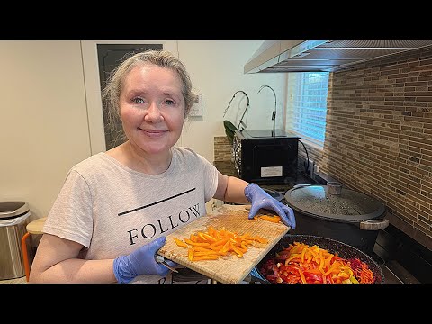 Живой борщ Пипонька варит