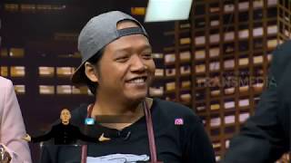 AKROM SETIAWAN, PEMILIK KEDAI KOPI BAYAR SEIKHLASNYA | HITAM PUTIH (18/12/18) Part 4