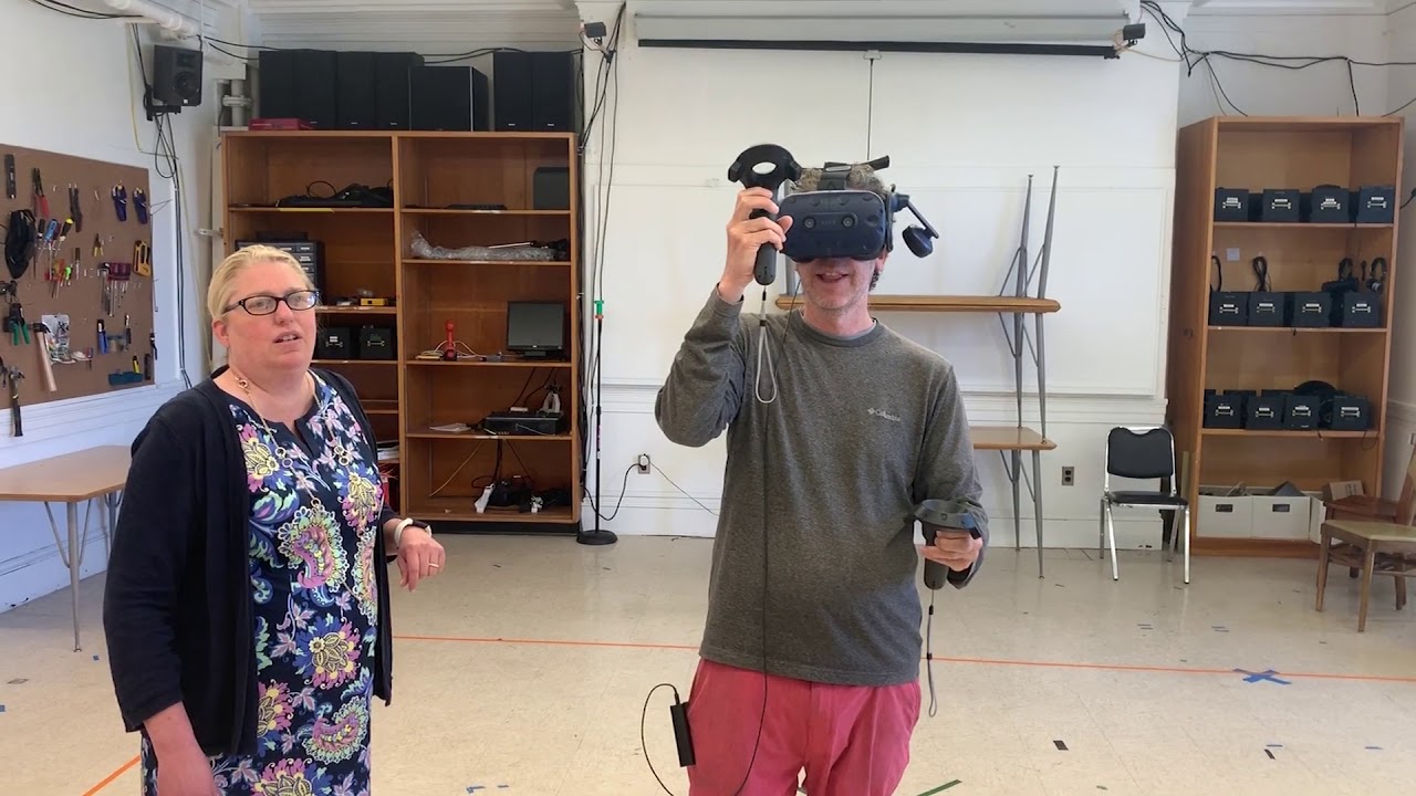 A Demo of a Virtual Reality Demo at UMaine's Virtual Reality Lab - YouTube