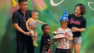 Lôi con khuấy đảo trong ngày sinh nhật của bé gái con Nguyễn Tiến