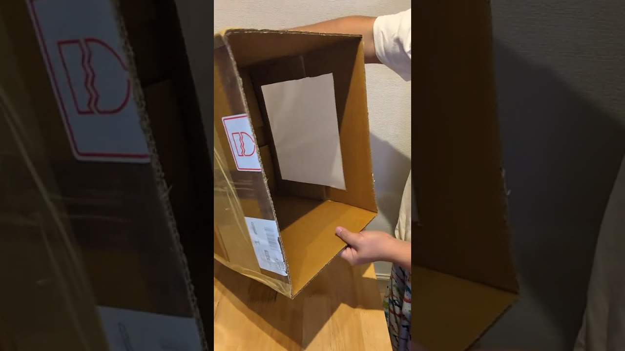 Making a DIY Light box so I can take photos with studio like lighting. 