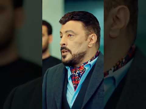 عشان كدا انا محتاج شباب زيكم الحماس وخدهم وراء مصنع الكراسي 