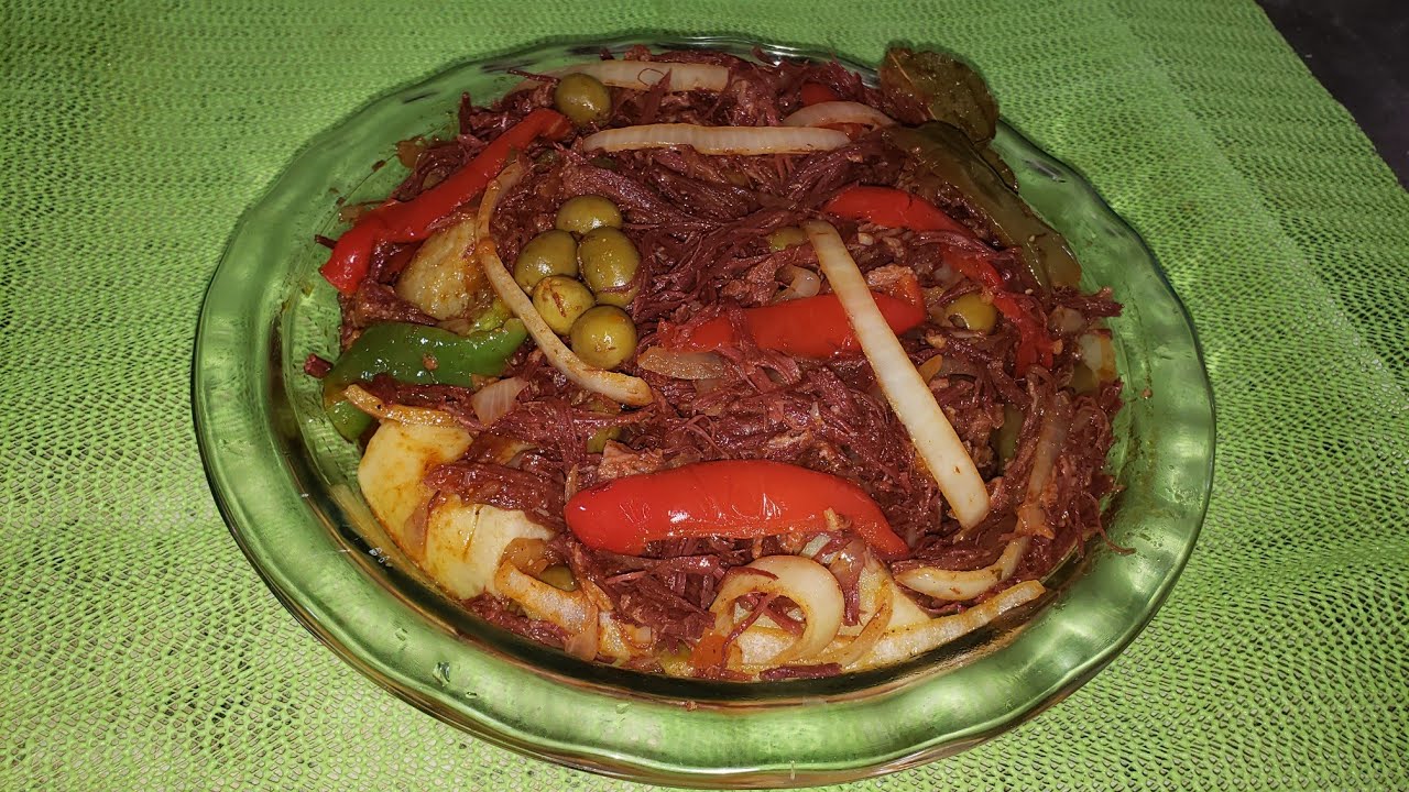 Tazajo con boniato a lo cubano ,echo por alguien que no olvida sus raíces.