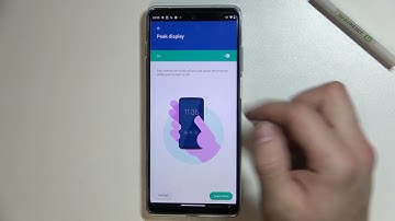 How to Access and Manage Display Settings in Motorola Moto G200 - Operate Display Options