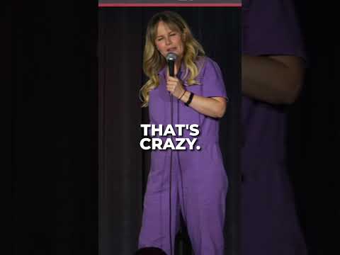 Audience Member Spoils Pregnancy Announcement