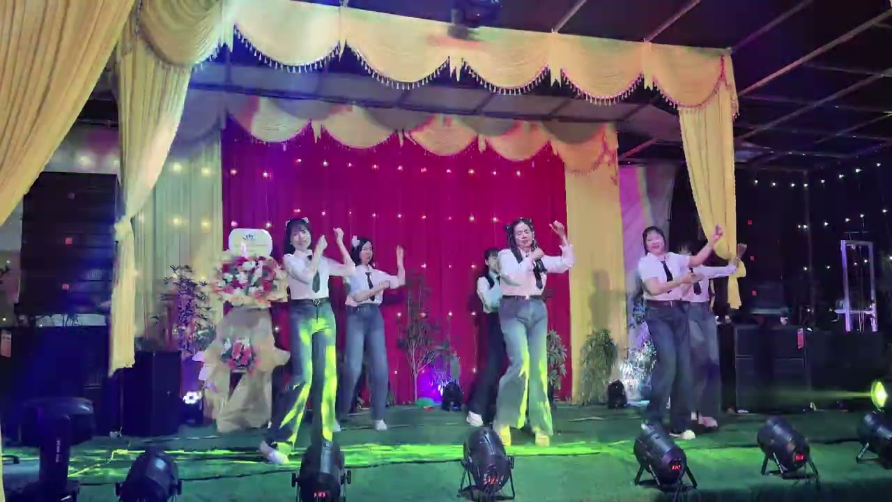 Chèo lên bản thượng / kền