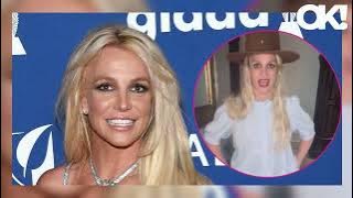 Download lagu 'Vulnerable' Britney Spears Claims She Kept Herself 'Entertained' After Getting 'Stuck' in Mexico fo