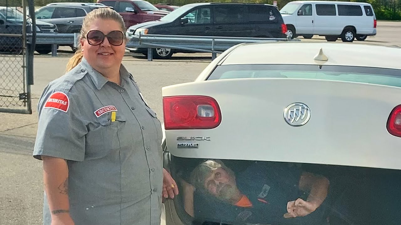 Best Scare Pranks Gone Wrong 😱 Funny Pranks & Jump Scares on Camera