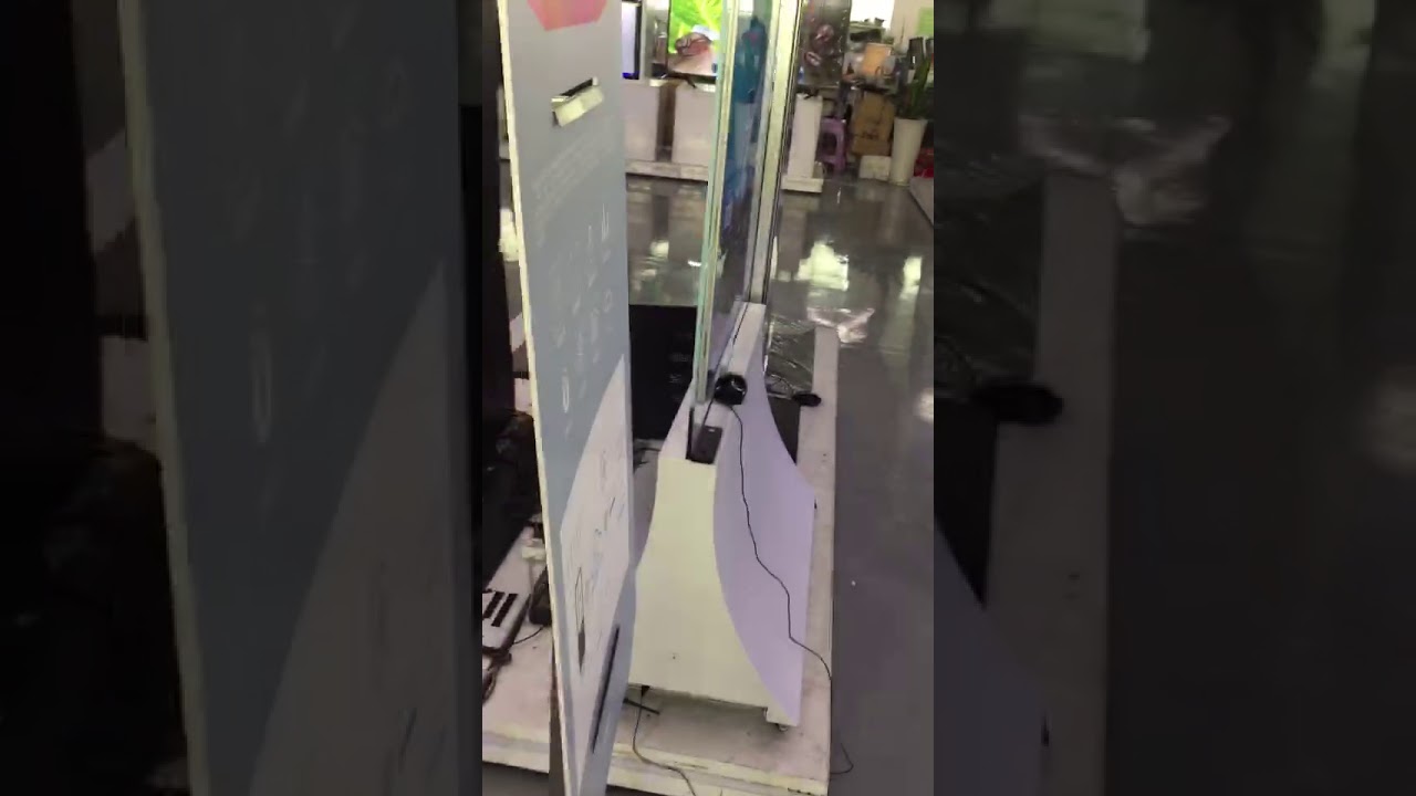 Double-sided Digital signage！