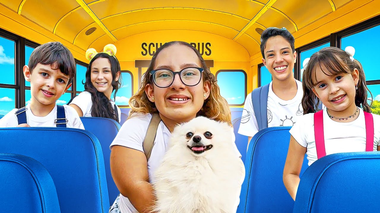 MC Divertida em Histórias para crianças sobre Regras de Conduta no ônibus escolar e outras histórias