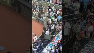 Max Scherzer jumps over the stands to hug his family after final outing as a Blue Jay 🥹