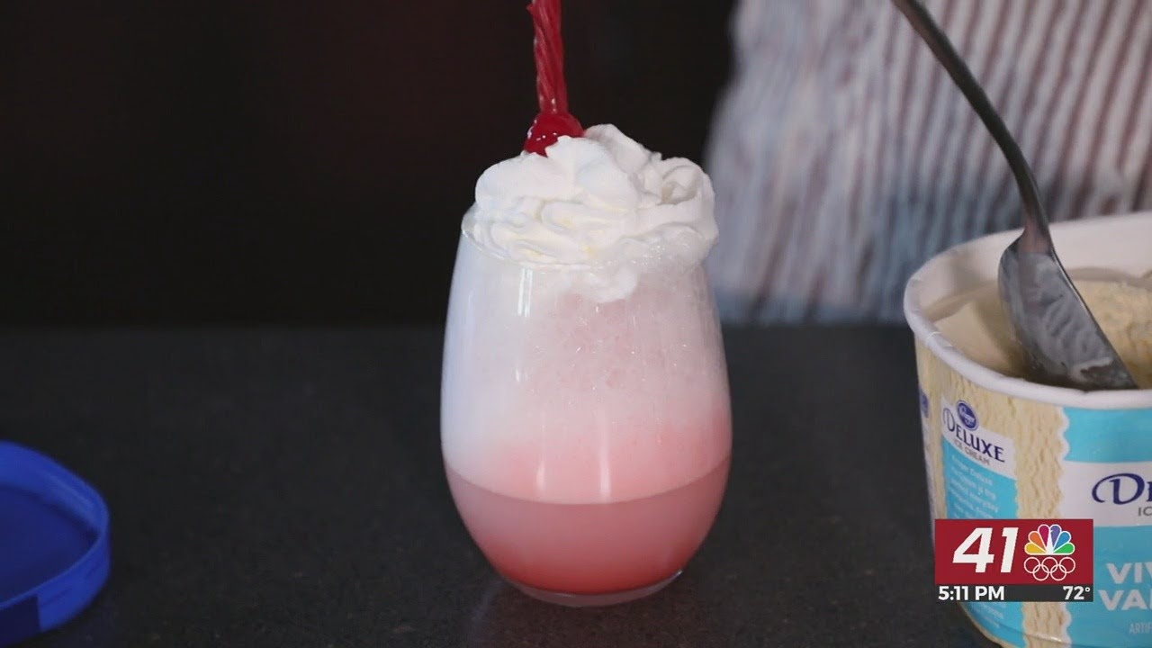 Mom to Mom: Cupid Float