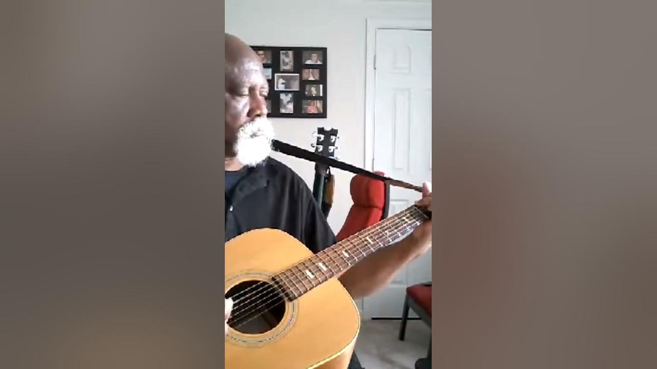 Shake Sugaree taught by Stefan Grossman played by t.a.awua larteh ghana.