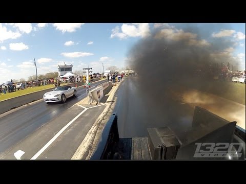 TX2K13 - 1100hp Truck smokes Supercharged Viper