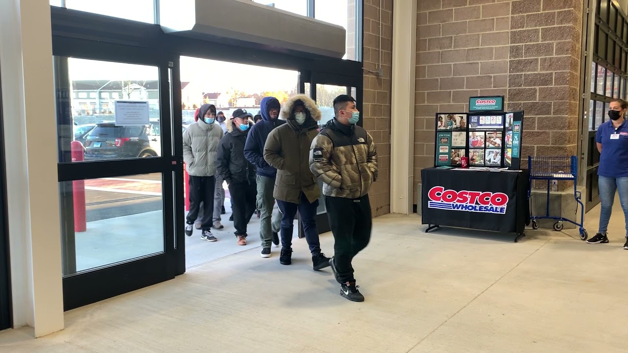 South Windsor Costco opens its doors YouTube