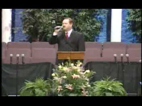 Donald Perrell sings "I Bowed on My Knees" 4-30-07...