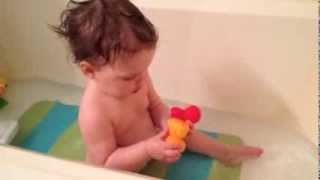 Kinsey Loves Bathtime (14 months old)
