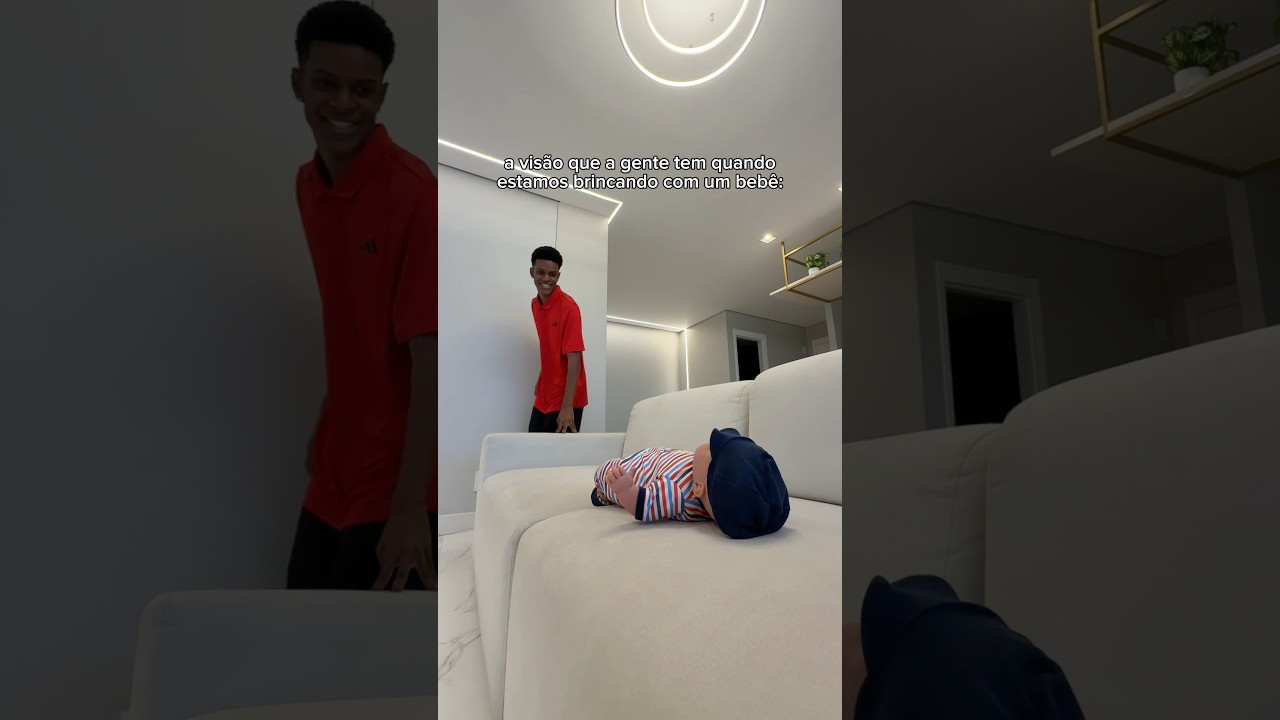 a visão que a gente tem quando estamos brincando com um bebê