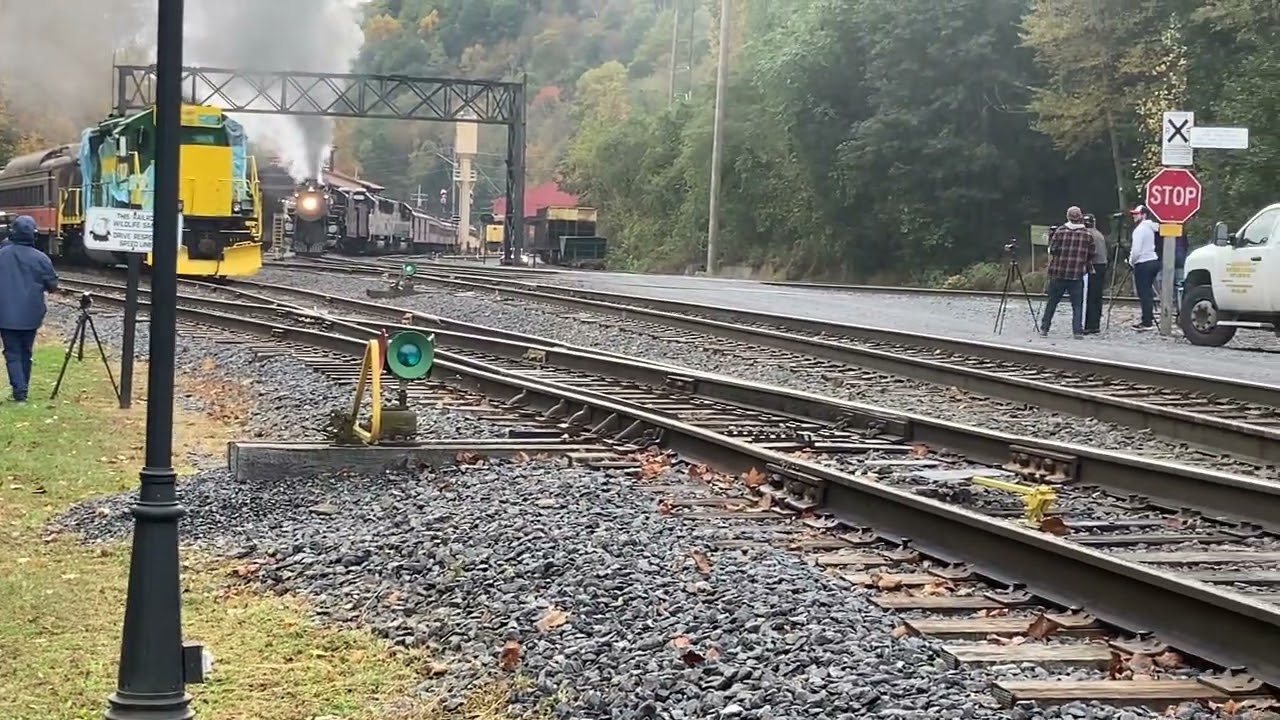 Reading & Northern 425 wheel Slip at Port Clinton