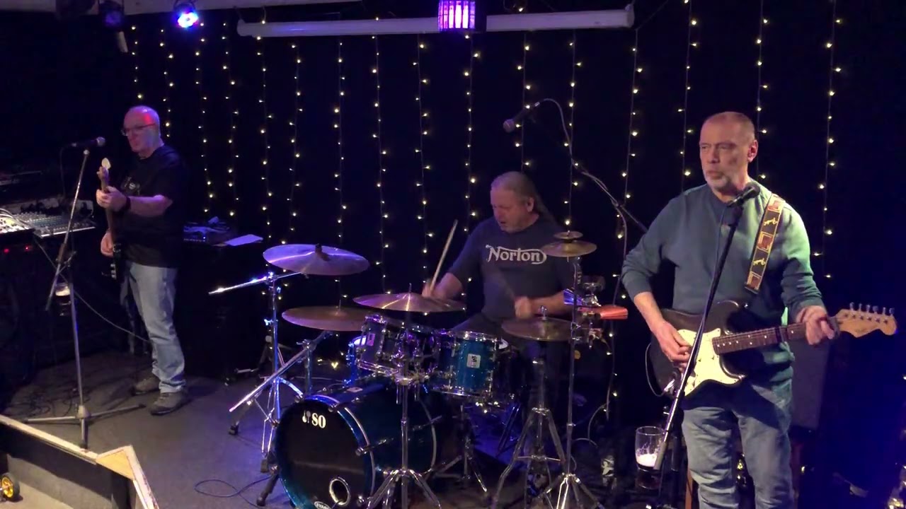 Red Rock at The Ashton Jubilee Club 23/1/26 ( Into The Fire )