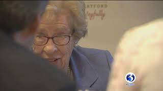 Video: Vigils held in CT to honor victims of Pittsburgh synagogue