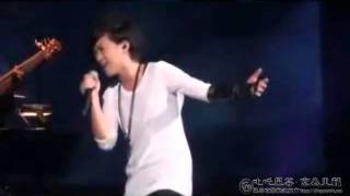 20110909 張芸京任GEM演唱會嘉賓 Just the way you are PART 1