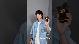 2026年6月18日 Wang Yiboがグローバルアンバサダーを務める『小嗷aoo』が動画を投稿しました!🎬✨